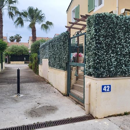 Mazet Climatise Rdj Plages Parking Wifi Gratuit La Londe-les-Maures Exterior foto