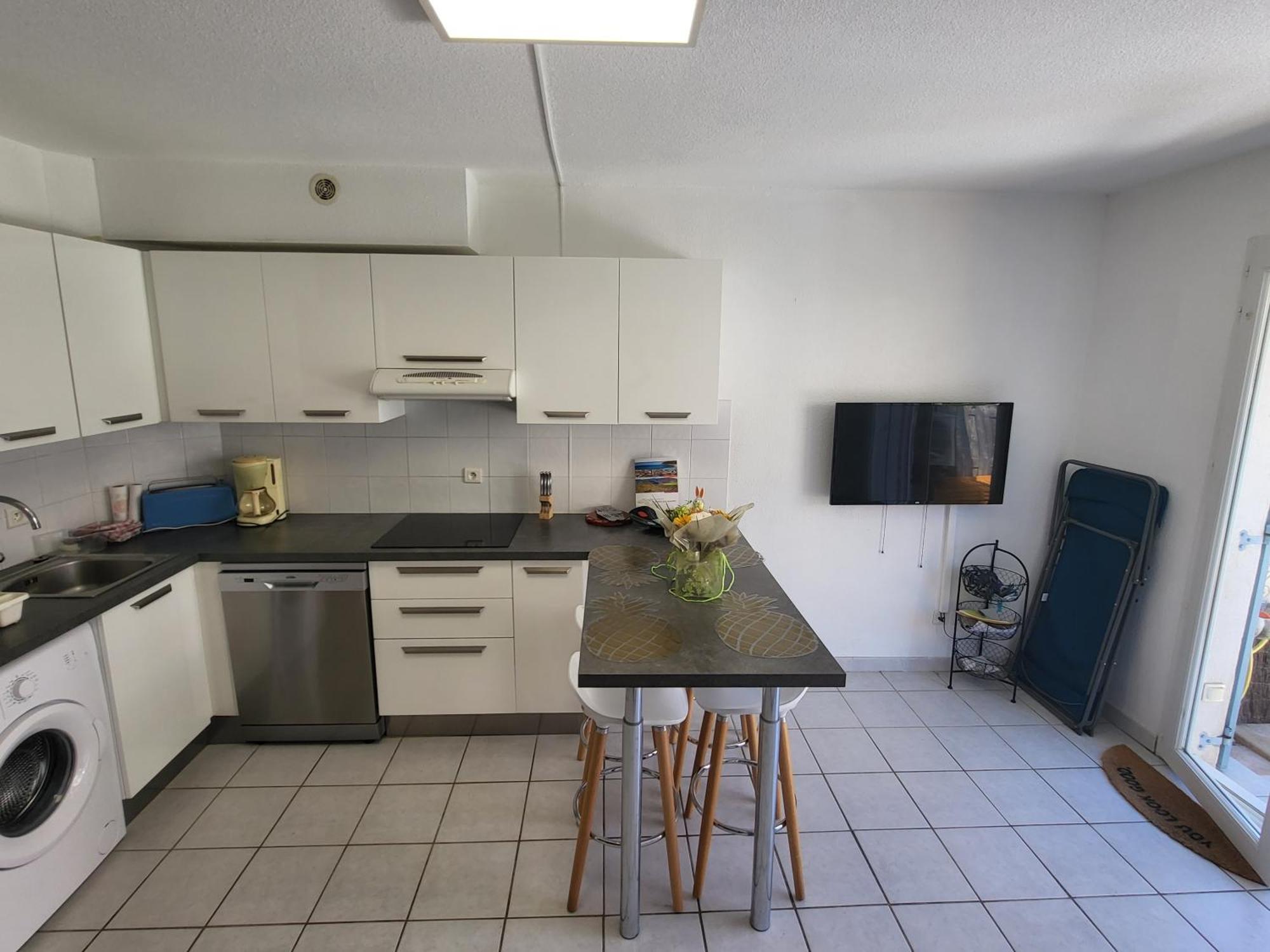 Mazet Climatise Rdj Plages Parking Wifi Gratuit La Londe-les-Maures Exterior foto